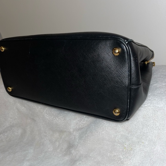 Prada Galleria medium size - Picture 5 of 15